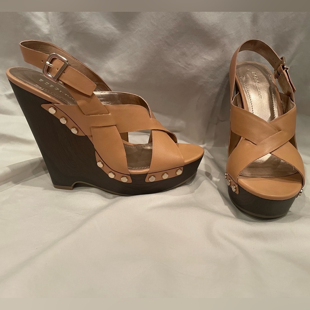 BCBGeneration Kaden Wedges